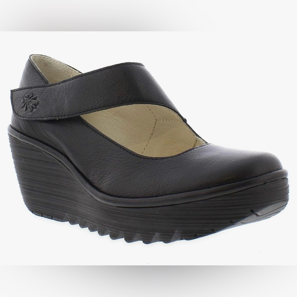 Women’s Fly London Yasi682fly Wedge Pump